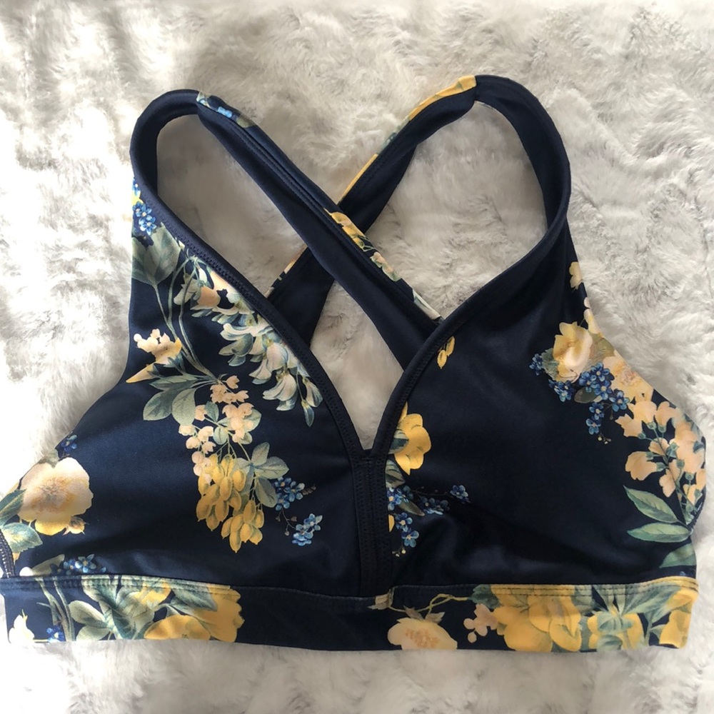 Sports bra